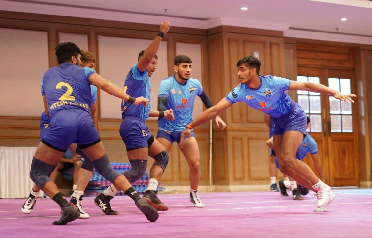 To be the best, you have to beat the best: Devank issues challenge to Naveen ahead of blockbuster Vizag Clash