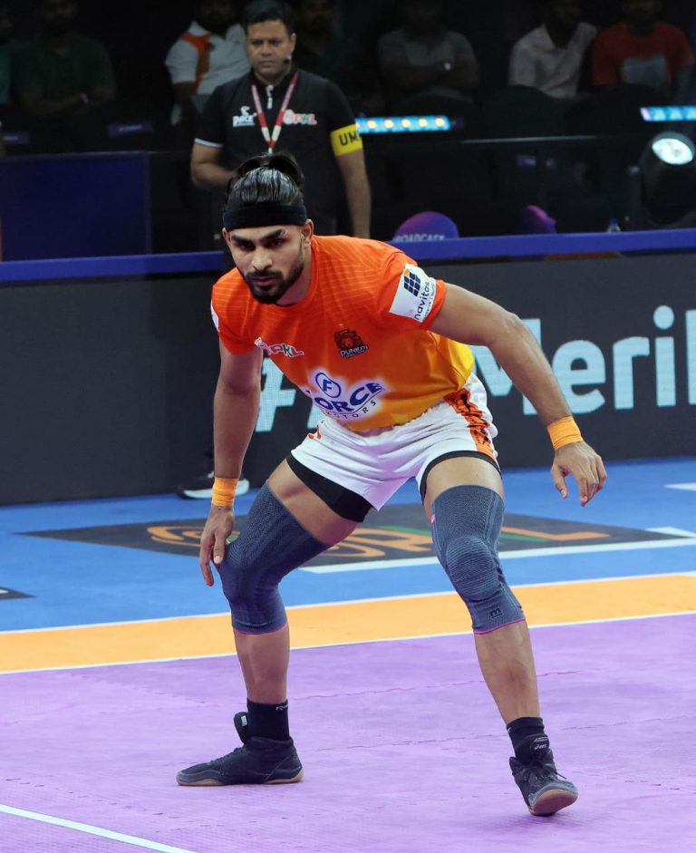 Commanding all-round performance guides Puneri Paltan to mammoth 22-point victory over Gujarat Giants