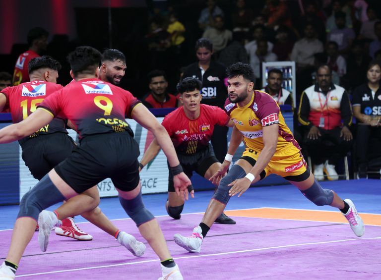Bengaluru Bulls make it four in a row as Ganesha’s final raid heroics stun Telugu Titans in Southern Derby thriller