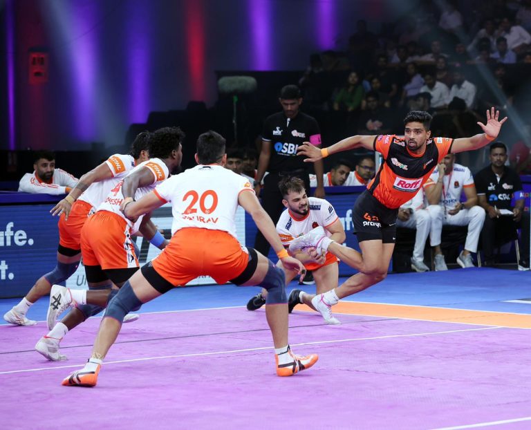 PKL-12: When raiders failed, Puneri Paltan’s defense stepped up, defeating U Mumba by 18 points