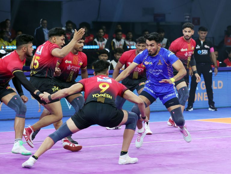 PKL 12: Bengaluru Bulls took revenge by beating Tamil by 33-29 in Tight Encounter