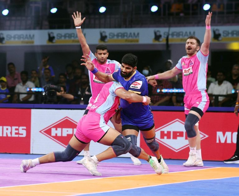 PKL 12: Jaipur Pink Panthers Edge Out Haryana Steelers in Thrilling 1-Point Win